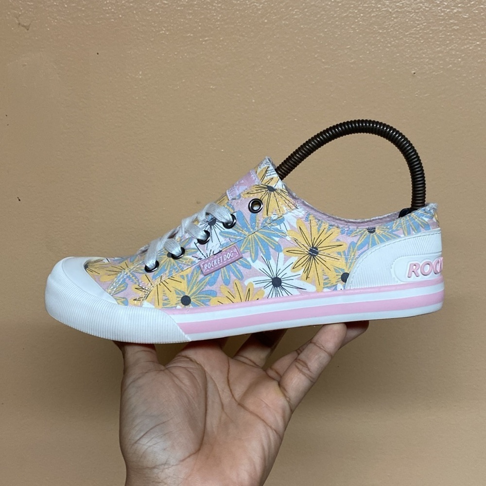 Rocket Dog Jazzin Floral Print Sneakers - Picture 6 of 16